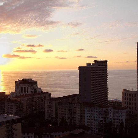 Ferienwohnung Breeze Batumi Exterior foto