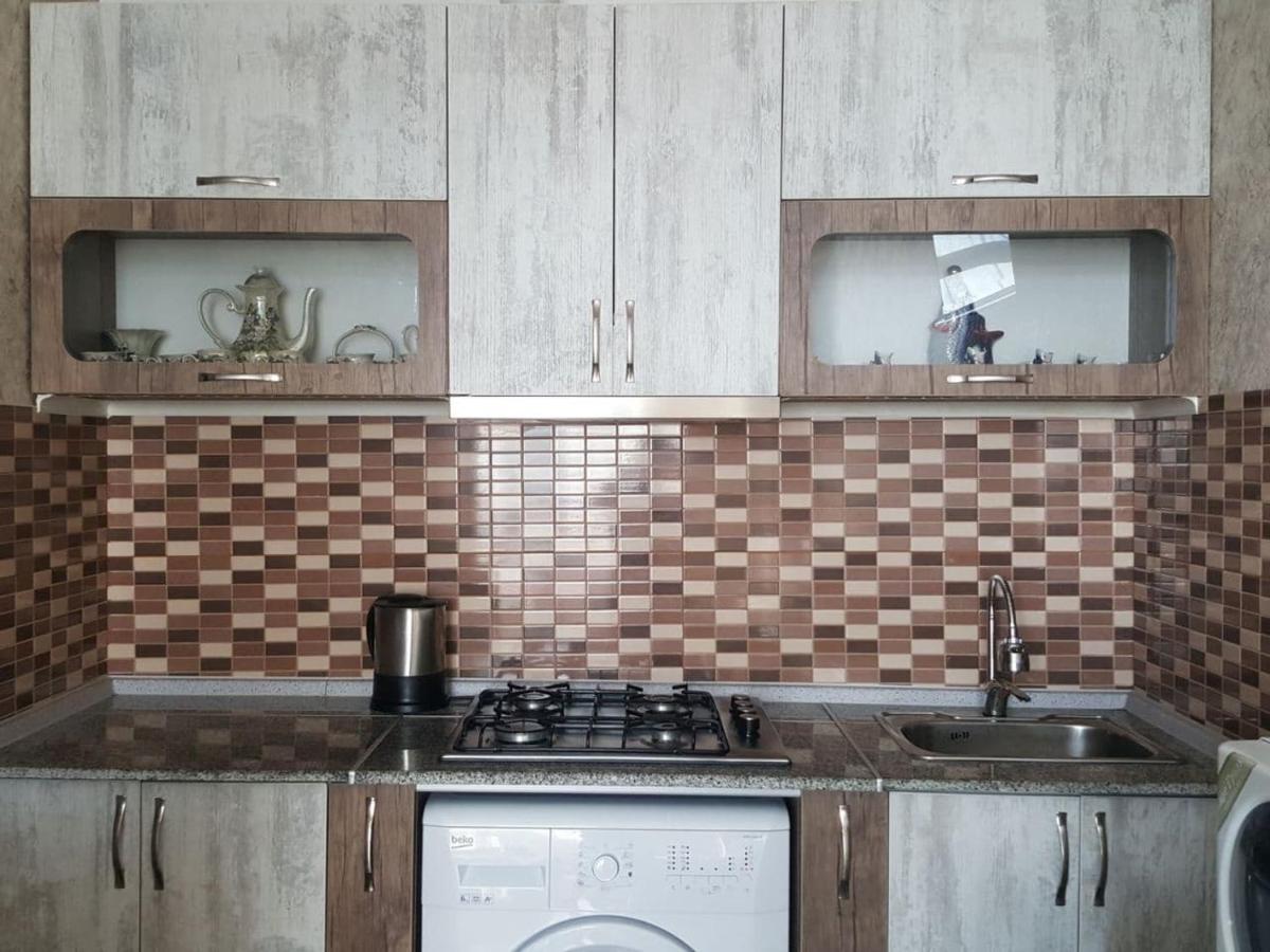 Ferienwohnung Breeze Batumi Exterior foto