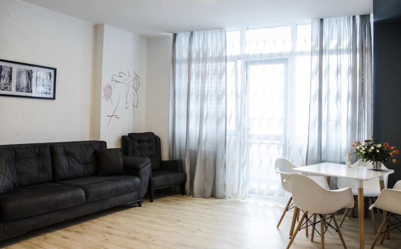 Ferienwohnung Breeze Batumi Exterior foto