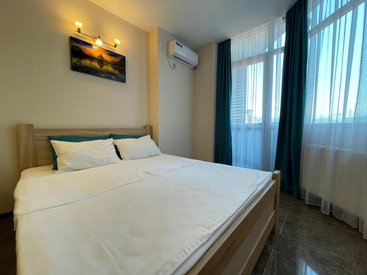 Ferienwohnung Breeze Batumi Exterior foto