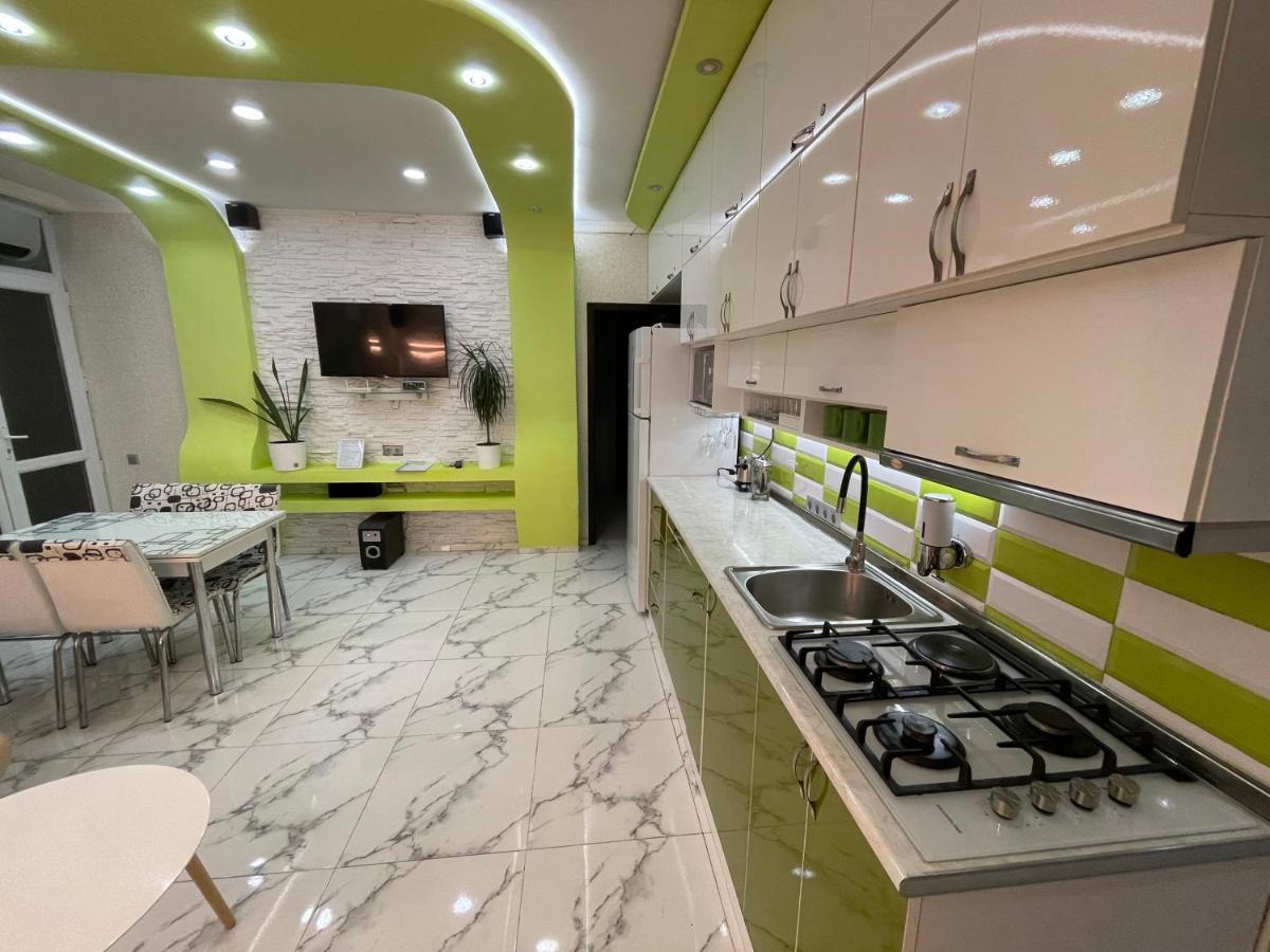 Ferienwohnung Breeze Batumi Exterior foto